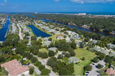 2 Holly Court, Palm Coast, FL 32137 - Photo 11