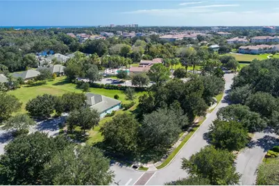 2 Holly Court, Palm Coast, FL 32137 - Photo 9