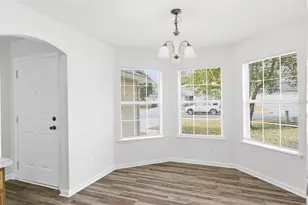 2537 Blackstone Ct, Jacksonville, FL 32221 - Photo 11