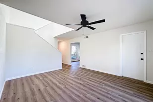 4445 Rayfield Dr, Sarasota, FL 34243 - Photo 21