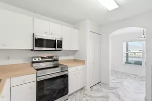 1502 Deer Springs Rd, Port Orange, FL 32129 - Photo 9