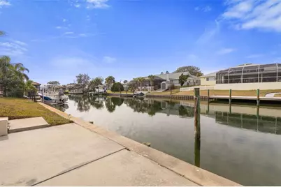 2 Claridge Court S, Palm Coast, FL 32137 - Photo 5