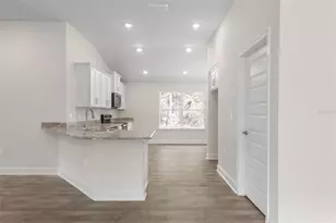 23 Brownstone Ln, Palm Coast, FL 32137 - Photo 11