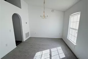 37 Ramblewood Dr, Palm Coast, FL 32164 - Photo 3