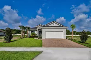 60 Del Palma Dr, Palm Coast, FL 32137 - Photo 1