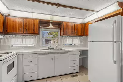 1302 Arroyo Parkway, Ormond Beach, FL 32174 - Photo 5