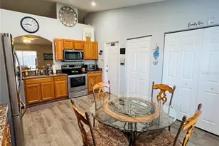8 Firethorn Ln, Palm Coast, FL 32137 - Photo 9