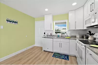 300 S Central Avenue #202, Flagler Beach, FL 32136 - Photo 3