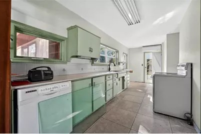 1630 Riverside Drive, Daytona Beach, FL 32117 - Photo 29