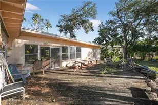 1630 Riverside Dr, Daytona Beach, FL 32117 - Photo 17