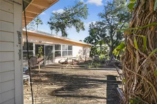 1630 Riverside Dr, Daytona Beach, FL 32117 - Photo 15