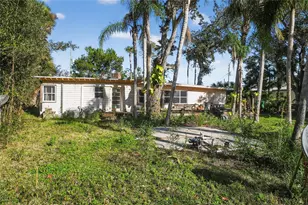 1630 Riverside Dr, Daytona Beach, FL 32117 - Photo 57