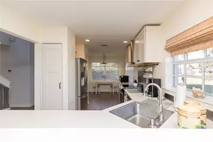 40 San Carlos Dr, Palm Coast, FL 32137 - Photo 9