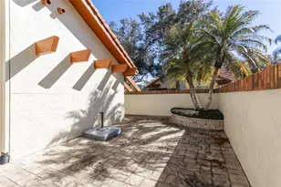 39 Village Cir, Palm Coast, FL 32164 - Photo 3