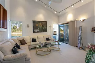 39 Village Cir, Palm Coast, FL 32164 - Photo 9