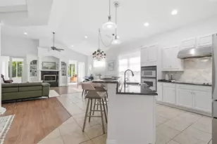 33 Marshview Ln, Palm Coast, FL 32137 - Photo 9