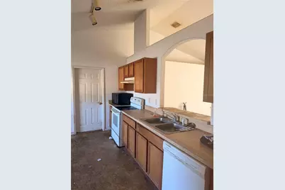 19 Burrel Place, Palm Coast, FL 32137 - Photo 3