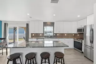 364 Palm Cir, Flagler Beach, FL 32136 - Photo 9