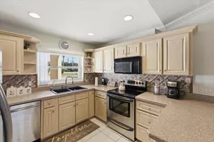 1 Coral Reef Ct N, Palm Coast, FL 32137 - Photo 15