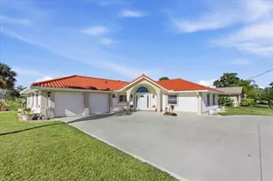 1 Coral Reef Ct N, Palm Coast, FL 32137 - Photo 1