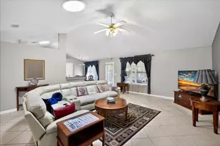 39 Princess Dolores Ln, Palm Coast, FL 32164 - Photo 13