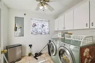 317 Shore Dr E, Oldsmar, FL 34677 - Photo 29