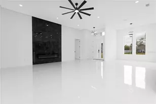 13 Edith Ln, Palm Coast, FL 32164 - Photo 11