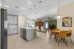 66 Princess Ruth Ln, Palm Coast, FL 32164 - Photo 7