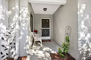 16 Lake Forest Ct N, Palm Coast, FL 32137 - Photo 3