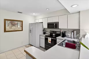 16 Lake Forest Ct N, Palm Coast, FL 32137 - Photo 13