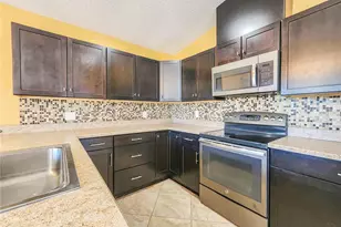 31 Lago Vista Pl, Palm Coast, FL 32164 - Photo 17