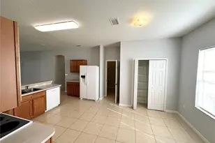 11 Praver Ln, Palm Coast, FL 32164 - Photo 7