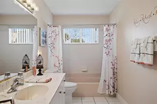 108 Barrington Dr, Palm Coast, FL 32137 - Photo 55