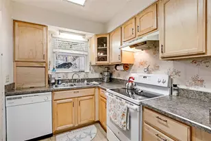 531 Loring Ave, Orange Park, FL 32073 - Photo 5