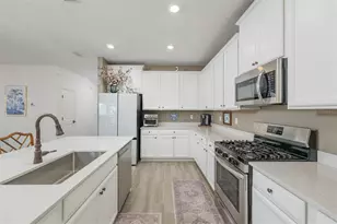 28 Seasons Ct, Saint Augustine, FL 32092 - Photo 9