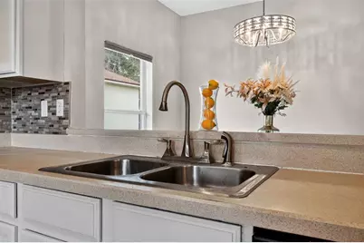 5037 Shale Ridge Trail, Orlando, FL 32818 - Photo 7