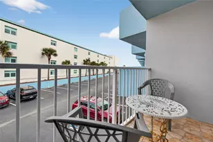 313 S Atlantic Ave, Daytona Beach, FL 32118 - Photo 9