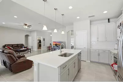 21 Rae Drive, Palm Coast, FL 32164 - Photo 9