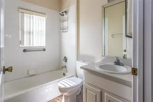 135 Westchester Ln, Palm Coast, FL 32164 - Photo 23