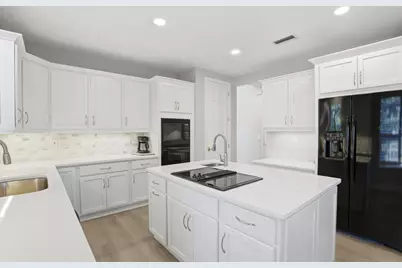 13 Madeira Court, Palm Coast, FL 32137 - Photo 11