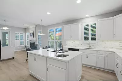 13 Madeira Court, Palm Coast, FL 32137 - Photo 11