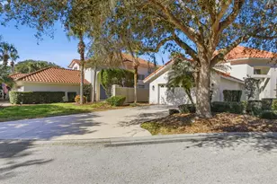 13 Madeira Ct, Palm Coast, FL 32137 - Photo 3
