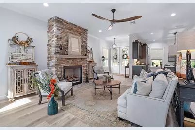 622 W 11th Avenue, Mount Dora, FL 32757 - Photo 15