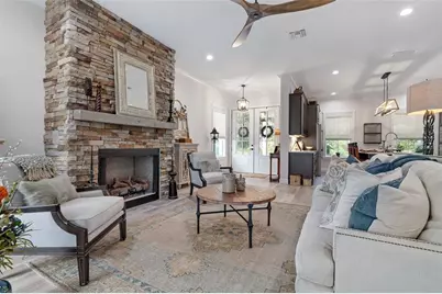 622 W 11th Avenue, Mount Dora, FL 32757 - Photo 17