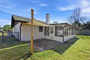 8 Berkshire Ln, Palm Coast, FL 32137 - Photo 3