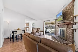 8 Berkshire Ln, Palm Coast, FL 32137 - Photo 11