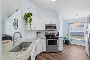 19 Round Mill Ln, Palm Coast, FL 32164 - Photo 11