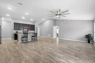 10 Poinfield Pl, Palm Coast, FL 32164 - Photo 11