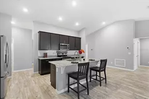 10 Poinfield Pl, Palm Coast, FL 32164 - Photo 7