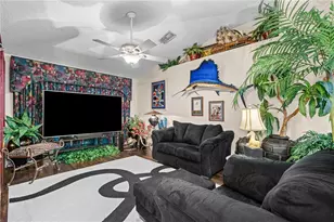 8 Ziegfeld Pl, Palm Coast, FL 32164 - Photo 17